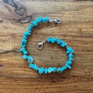 Ossa New York style Turquoise Wristlet